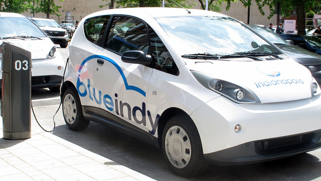 讓新能源汽車跑起來 成都提前布局889個(gè)補(bǔ)給站