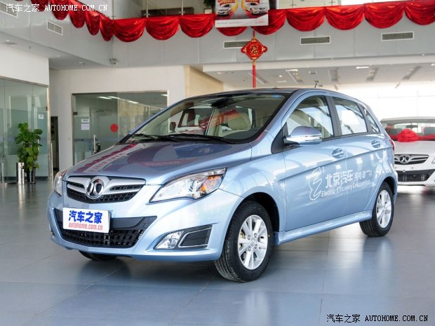 北京開(kāi)出全國(guó)首張新能源車(chē)免稅單 北汽E150EV