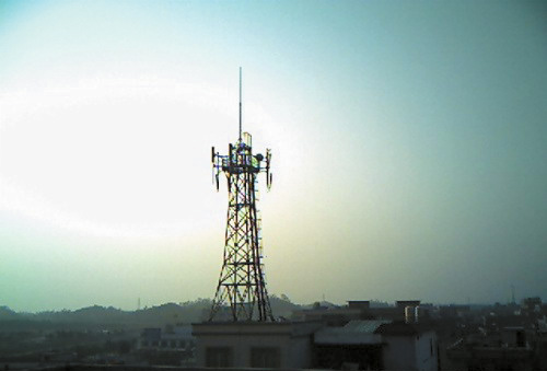 氫燃料電池助陣 中移動已建成1500個(gè)超級基站 氫燃料電池助陣 中移動已建成1500個(gè)超級基站