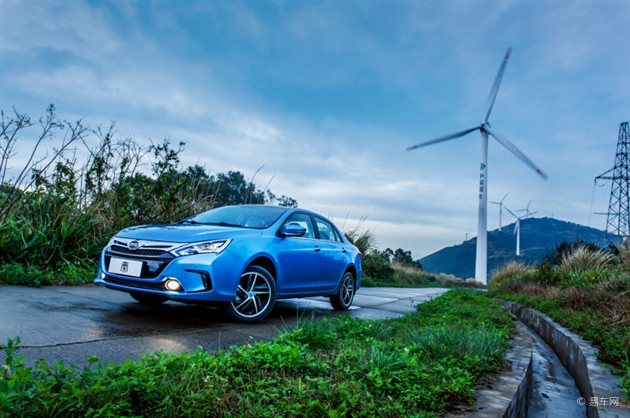 比亞迪書寫“中國創造”奇跡:從銷量冠軍到技術高手 比亞迪書寫“中國創造”奇跡:從銷量冠軍到技術高手