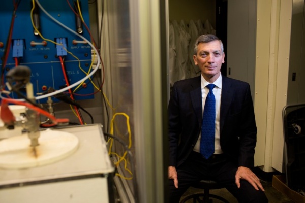 新型液態金屬電池:可再生能源能量存儲新突破 新型液態金屬電池:可再生能源能量存儲新突破