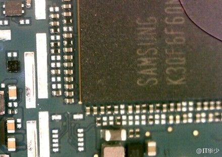 小米華為開啟口水大戰:互相指責對方無胸懷