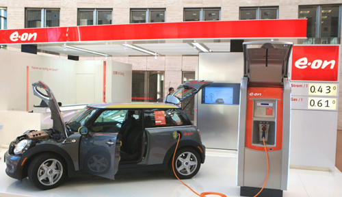 外媒觀察:中國或投160億美元建電動車充電站 外媒觀察:中國或投160億美元建電動車充電站