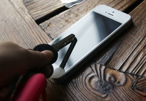 蘋果藍(lán)寶石原料供應(yīng)商GTAT申請破產(chǎn) 股價暴跌90% 蘋果藍(lán)寶石原料供應(yīng)商GTAT申請破產(chǎn) 股價暴跌90%