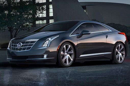 寶馬、凱迪拉克、特斯拉推出電動車升級版 銷量持續上升 寶馬、凱迪拉克、特斯拉推出電動車升級版 銷量持續上升