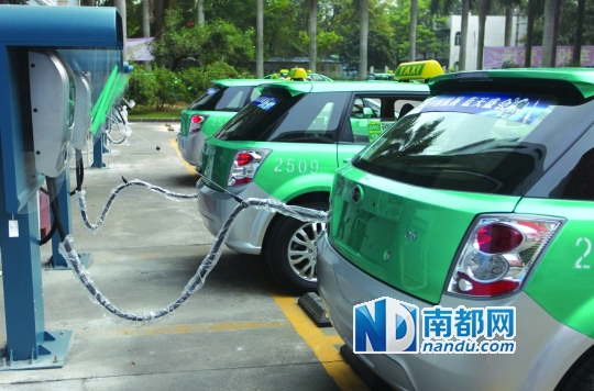 珠海首批純電動(dòng)的士上路 到明年上半年將投400輛 珠海首批純電動(dòng)的士上路 到明年上半年將投400輛