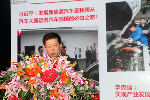 1415947886515758.jpg 程杰.jpg