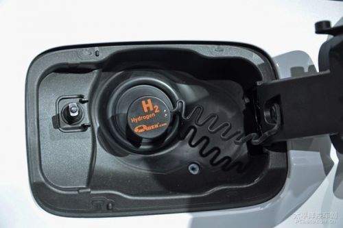 奧迪A7氫燃料電池車亮相:搭載了氫燃料電池的動(dòng)力系統(tǒng) 奧迪A7氫燃料電池車亮相:搭載了氫燃料電池的動(dòng)力系統(tǒng)