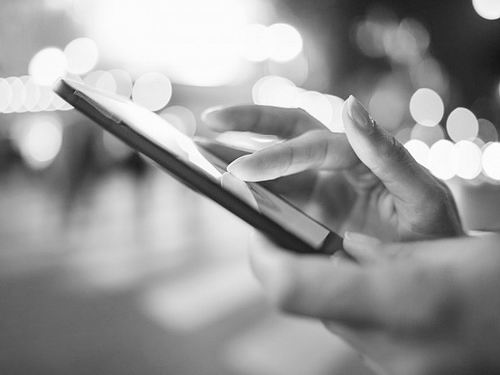 新屏幕有望延長(zhǎng)智能電話電池壽命 屏幕更明亮