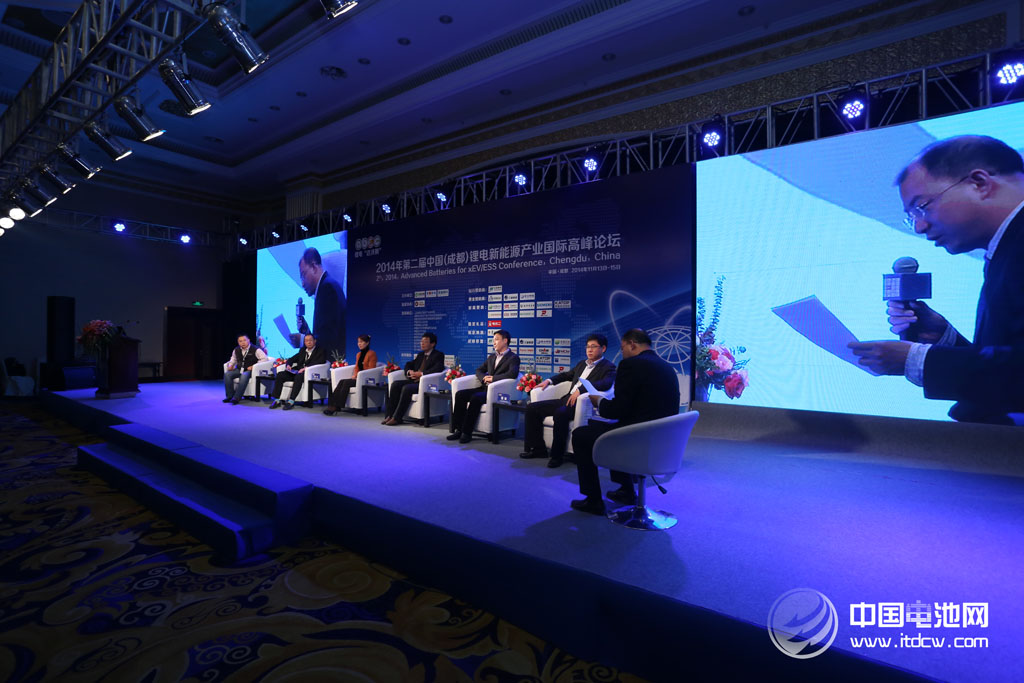 2014年第二屆中國(成都)鋰電新能源產(chǎn)業(yè)國際高峰論壇 2014年第二屆中國(成都)鋰電新能源產(chǎn)業(yè)國際高峰論壇