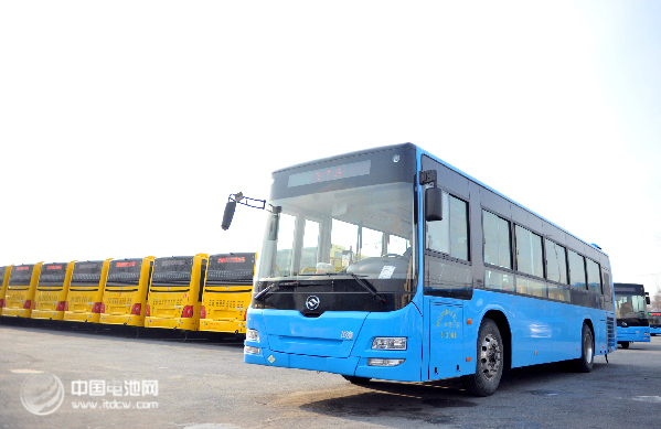 鞍山市200輛新能源公交車 投入12條線路運營 鞍山市200輛新能源公交車 投入12條線路運營