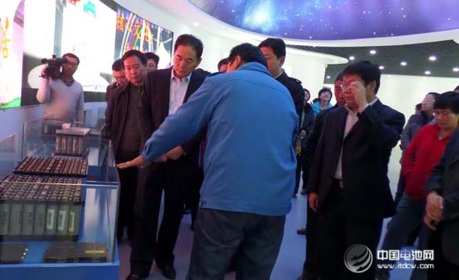 山東德州市平原縣領導考察山東奧宇電源 山東德州市平原縣領導考察山東奧宇電源