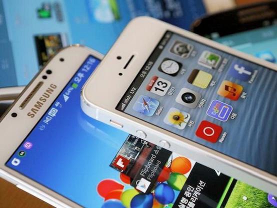 谷歌與蘋果之間的智能手機大戰 谷歌與蘋果之間的智能手機大戰