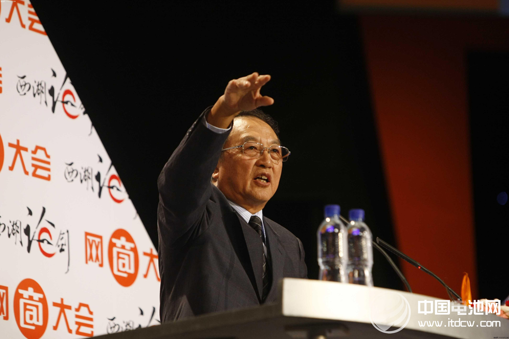 聯想控股董事長柳傳志