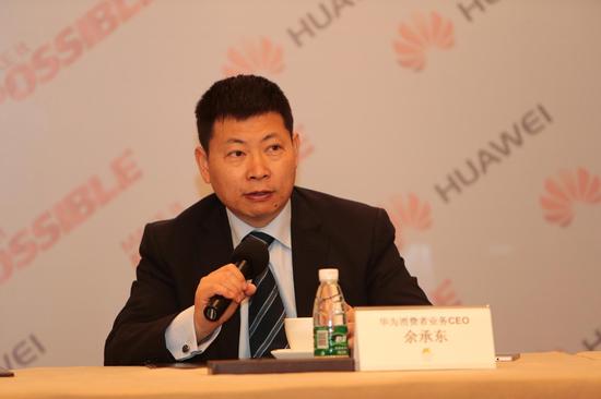 華為欲站穩(wěn)高端市場 中國區(qū)調(diào)整榮耀入侵線下 華為欲站穩(wěn)高端市場 中國區(qū)調(diào)整榮耀入侵線下