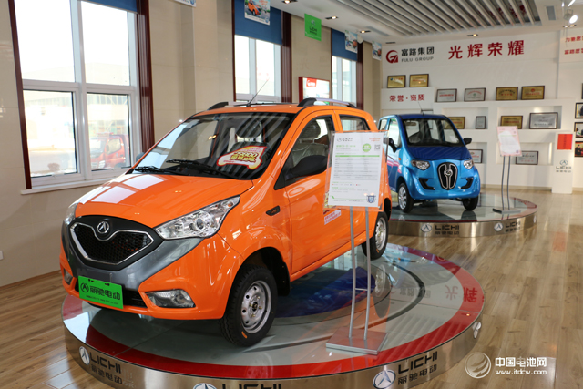 小型電動(dòng):期待中的國(guó)民車(chē) 行業(yè)規(guī)范迫在眉睫 小型電動(dòng):期待中的國(guó)民車(chē) 行業(yè)規(guī)范迫在眉睫