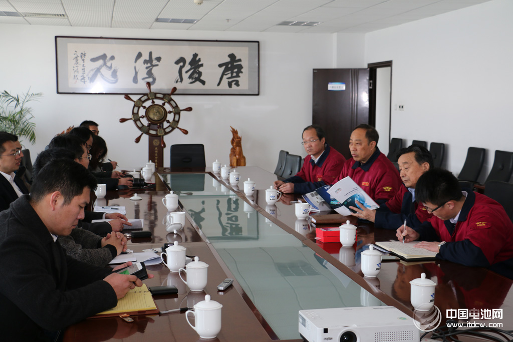 激辯低速電動車:有關(guān)部委與地方政府態(tài)度不一 激辯低速電動車:有關(guān)部委與地方政府態(tài)度不一