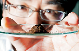 稀土價格持續走高 行業望現周期性反轉