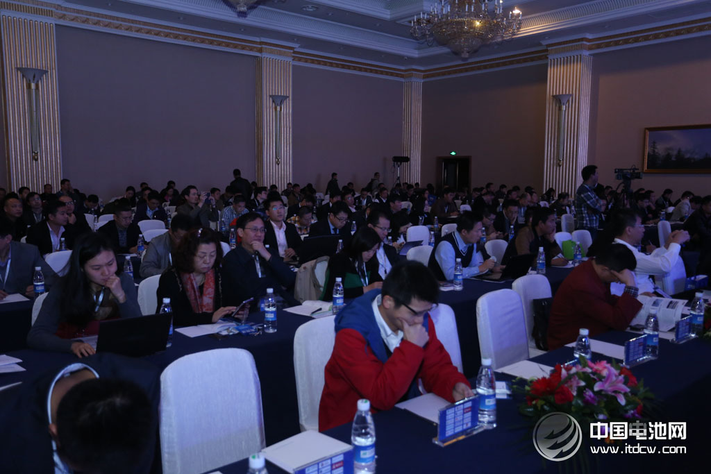 2014年第二屆中國（成都）鋰電新能源產業國際高峰論壇