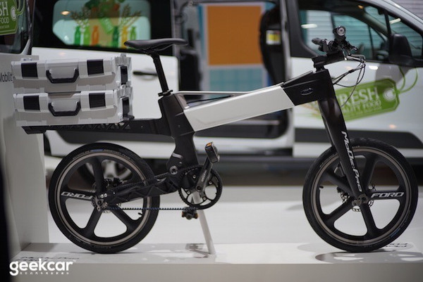 美國汽車制造商福特在今年移動(dòng)全球大會上發(fā)布了兩款概念電動(dòng)自行車