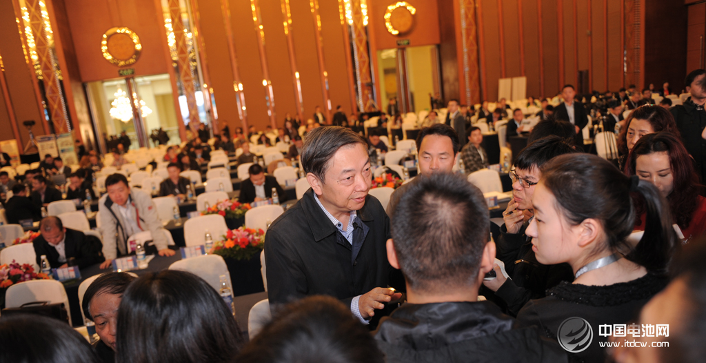 新能源汽車補貼取消與否不能“一刀切” 新能源汽車補貼取消與否不能“一刀切”