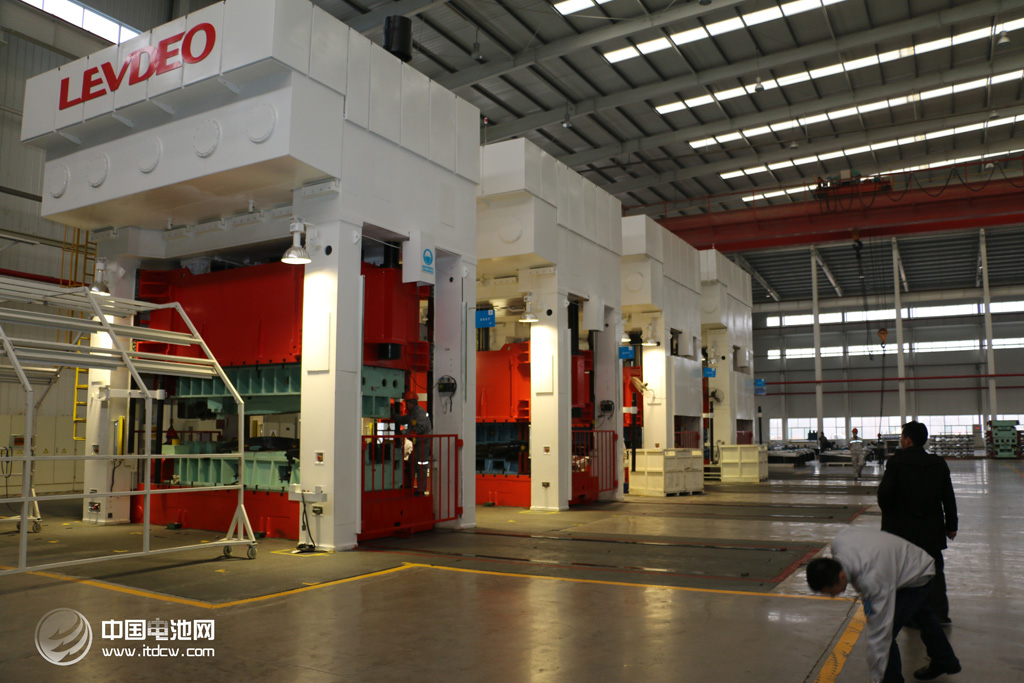 低速電動車迷途：市場蓄勢 政策不明 何去何從？