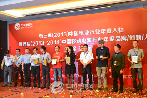 移動(dòng)電源存八大問(wèn)題 行業(yè)自律迫在眉睫 移動(dòng)電源存八大問(wèn)題 行業(yè)自律迫在眉睫