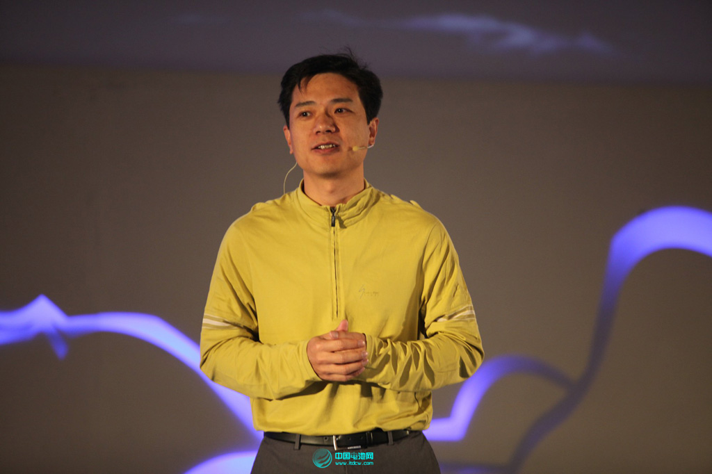 百度創始人李彥宏:不擁抱互聯網就要被淘汰 百度創始人李彥宏:不擁抱互聯網就要被淘汰