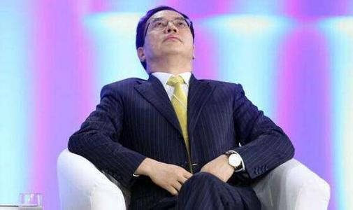 漢能暴跌47%后停牌 李河君身價(jià)縮水近千億 漢能暴跌47%后停牌 李河君身價(jià)縮水近千億