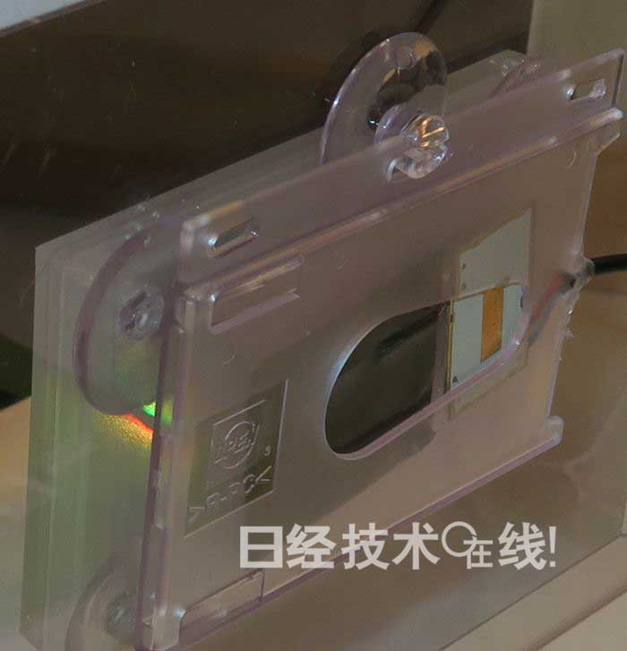 “窗戶就能變成電源插座” 無(wú)線充電聯(lián)盟宣傳無(wú)線供電的潛力 “窗戶就能變成電源插座” 無(wú)線充電聯(lián)盟宣傳無(wú)線供電的潛力