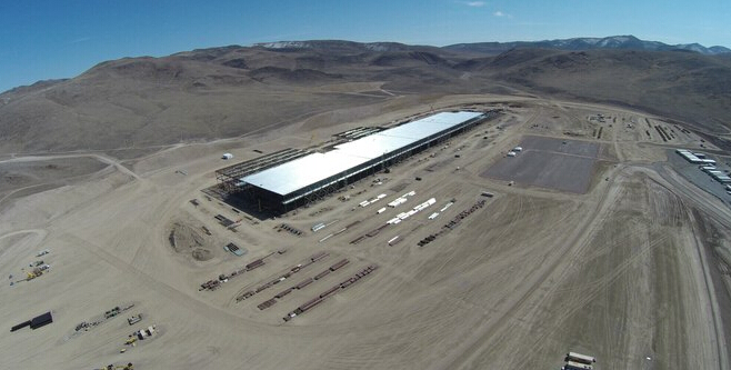 特斯拉預計2020年全球車用電池使用總量將高達70GWh 特斯拉預計2020年全球車用電池使用總量將高達70GWh