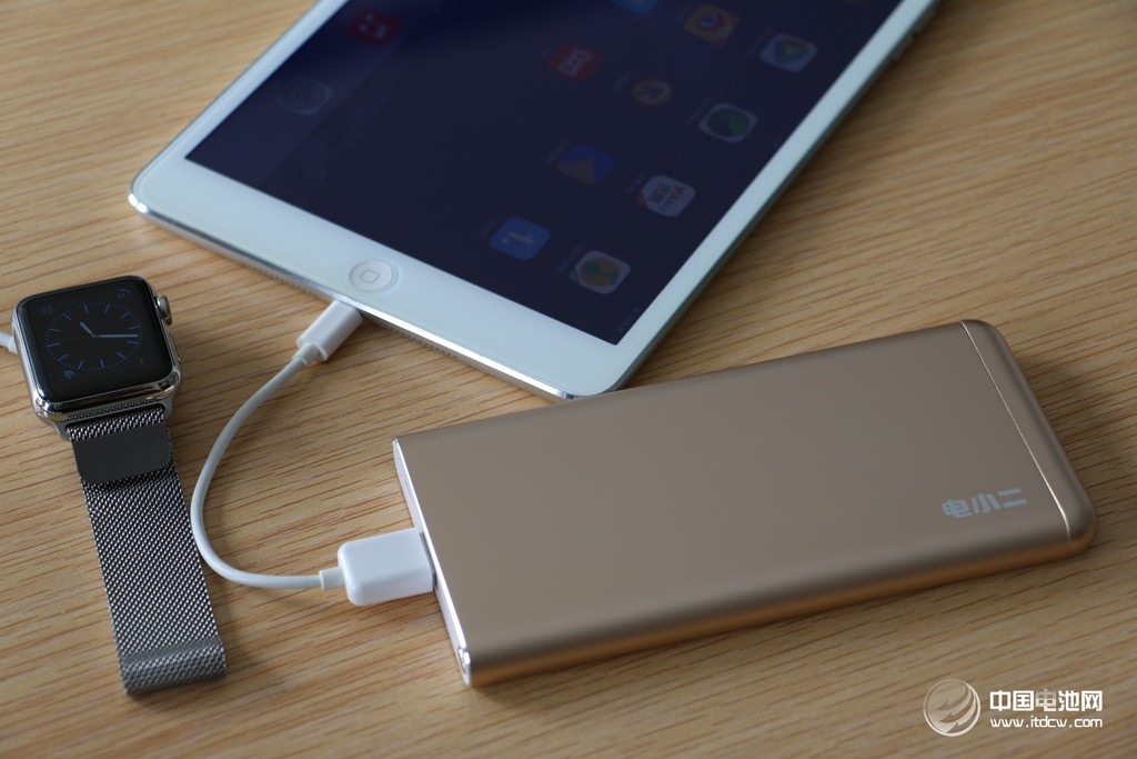 電小二移動(dòng)電源 電小二移動(dòng)電源