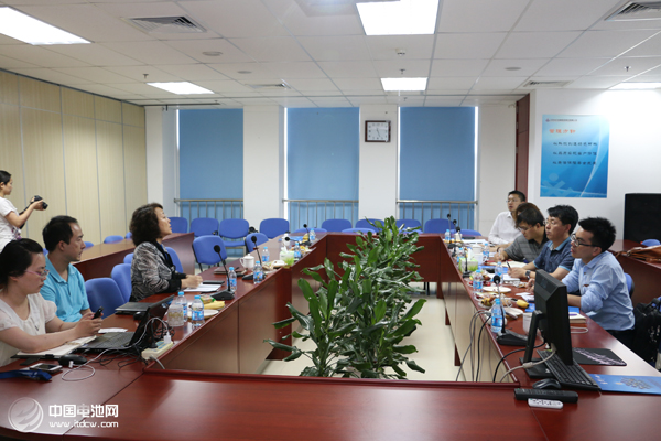 2015年第三屆鋰電“達沃斯”論壇籌備會在當升科技總部召開 2015年第三屆鋰電“達沃斯”論壇籌備會在當升科技總部召開