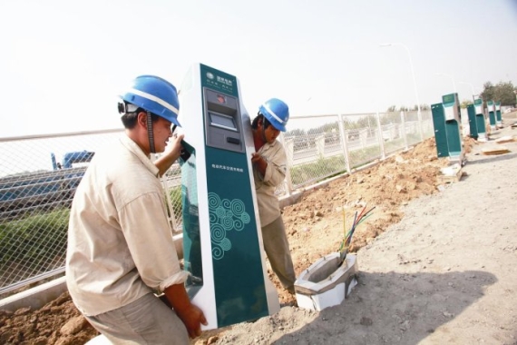 新能源車破局:高端純電動車如何平衡務實與務虛 新能源車破局:高端純電動車如何平衡務實與務虛