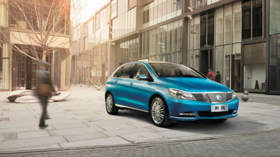 新能源車破局:高端純電動車如何平衡務實與務虛 新能源車破局:高端純電動車如何平衡務實與務虛