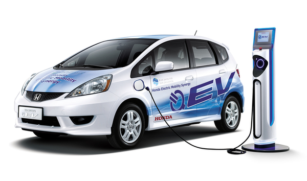 首座光儲(chǔ)一體化電動(dòng)車充電站落戶青海 首座光儲(chǔ)一體化電動(dòng)車充電站落戶青海