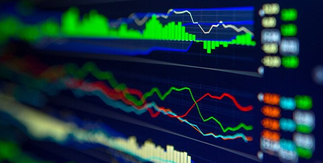 A股巨震滬指跌近2% 兩市逾2000股下挫 A股巨震滬指跌近2% 兩市逾2000股下挫