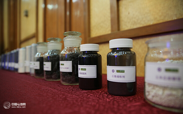 中國石墨烯產業化提速 濟南圣泉:一波三折的研發路 中國石墨烯產業化提速 濟南圣泉:一波三折的研發路