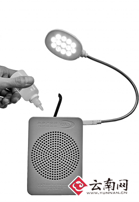 鋁空氣電池 記者 翟劍 攝 鋁空氣電池 記者 翟劍 攝