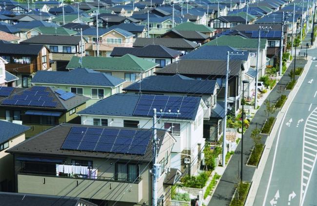 谷歌打造太陽(yáng)能屋頂 或可用于為電動(dòng)車(chē)充電