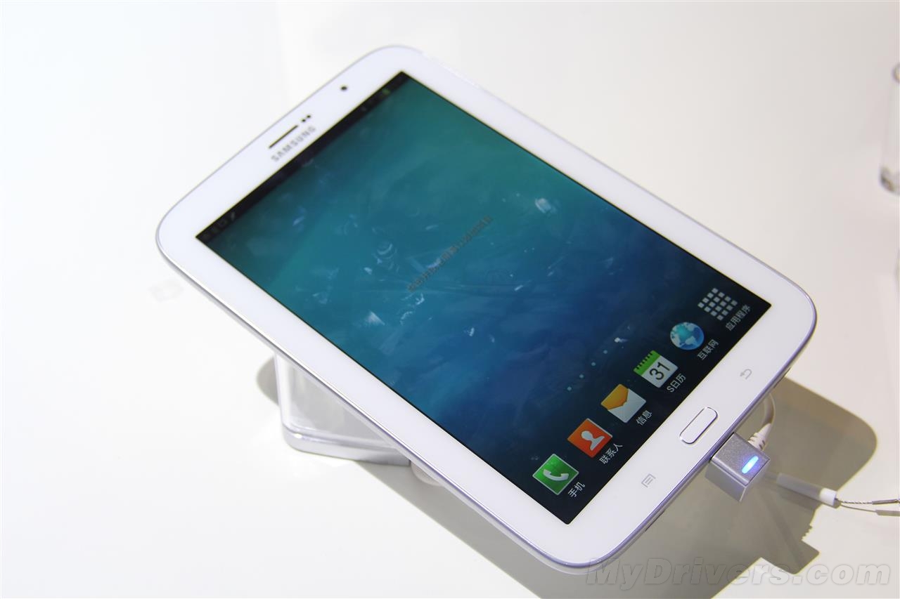 傳三星在開發18.4英寸的特大平板電腦