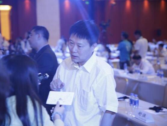 重慶力帆實業(yè)股份有限公司副董事長 陳衛(wèi) 重慶力帆實業(yè)股份有限公司副董事長 陳衛(wèi)