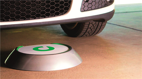 p83-1 1.德國博世公司推出的一款電動汽車無線充電設(shè)備，售價約為3000美元。