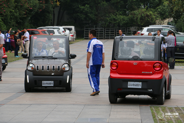 南京新能源汽車免征車輛購置稅 今年建充電樁7000個 南京新能源汽車免征車輛購置稅 今年建充電樁7000個