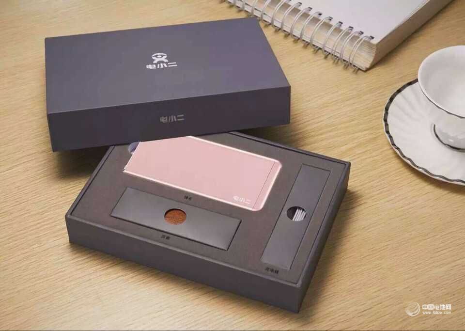 世界需要玫瑰金來拯救！電小二“新伴侶”10月10日發售