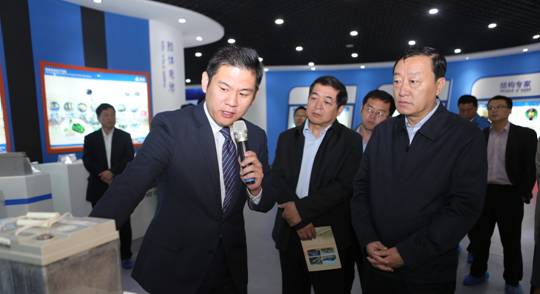 山東省副省長張務鋒蒞臨奧冠 綠色能源受贊 山東省副省長張務鋒蒞臨奧冠 綠色能源受贊