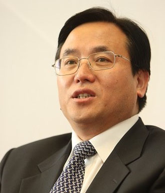 東風(fēng)汽車公司黨委副書記、董事、總經(jīng)理朱福壽