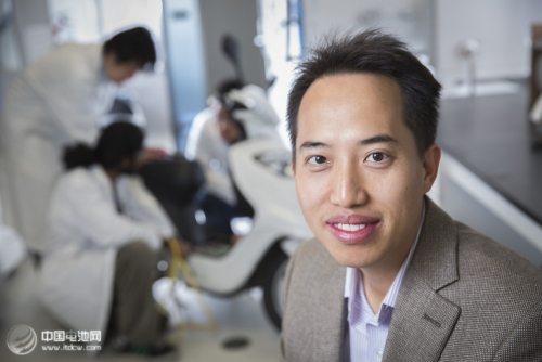 加拿大滑鐵盧大學應用納米材料與清潔能源實驗室陳忠偉 加拿大滑鐵盧大學應用納米材料與清潔能源實驗室陳忠偉