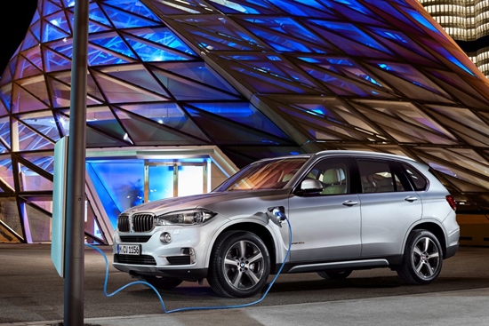 上市公司加速布局充電樁市場 未來規(guī)模將達(dá)1500億元 上市公司加速布局充電樁市場 未來規(guī)模將達(dá)1500億元