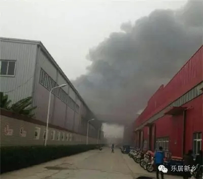 河南新鄉格瑞恩生產車間發生火災 具體起火原因未明 河南新鄉格瑞恩生產車間發生火災 具體起火原因未明